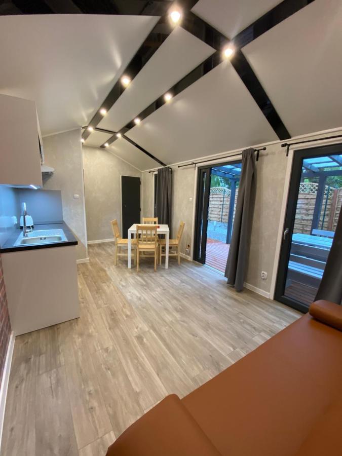 Domy Nad Morzem - Chata Pirata- Tiny House Dziwnów Extérieur photo