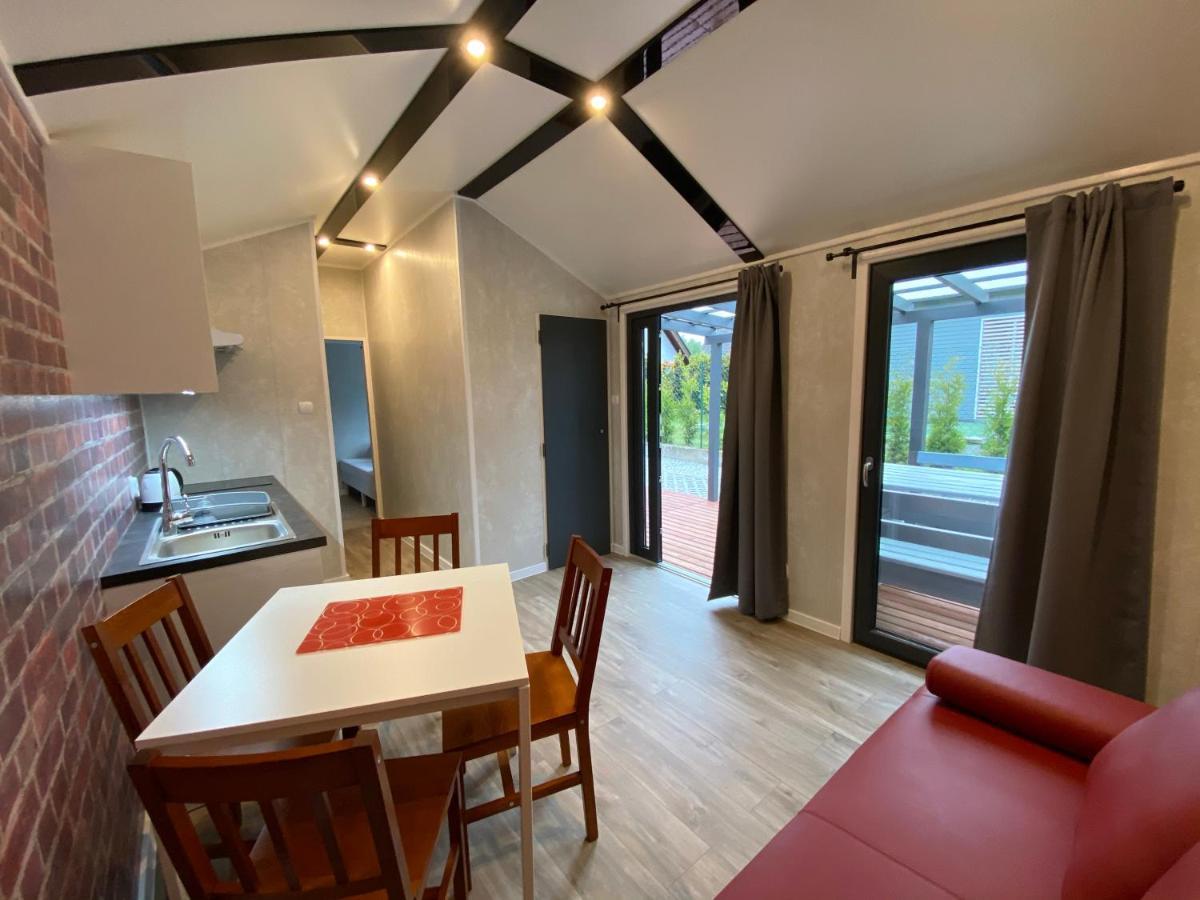Domy Nad Morzem - Chata Pirata- Tiny House Dziwnów Extérieur photo